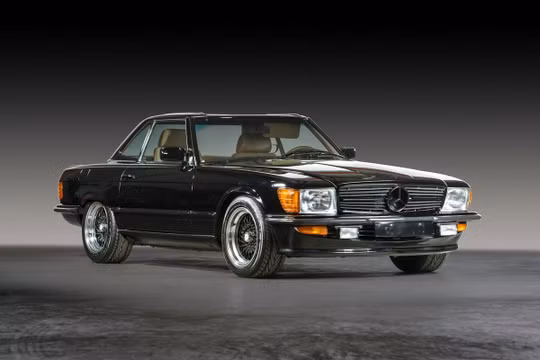 Mercedes-Benz SL500 AMG hàng hiếm sắp được bán đấu giá