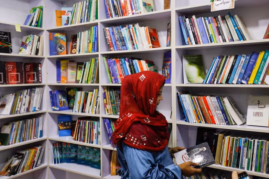Phụ nữ Afghanistan mở thư viện để chống lại sự cấm đoán học tập