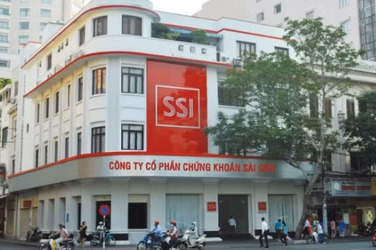 Loạt công ty chứng khoán bị UBCKNN xử phạt và nhắc nhở trong tuần vừa qua