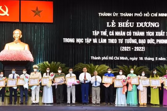 Bí thư Nguyễn Văn Nên: Học tập và làm theo Bác là nhiệm vụ then chốt để phát triển nguồn nhân lực