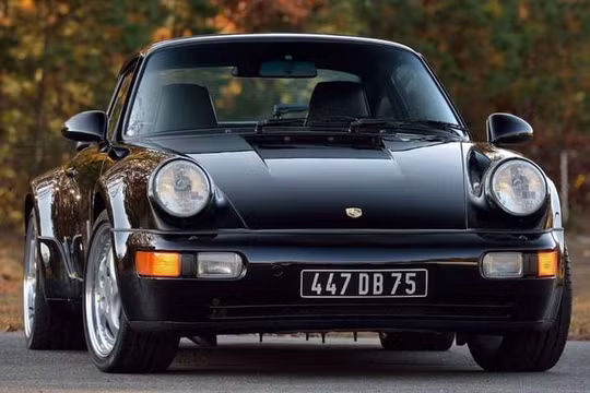 Chiêm ngưỡng xe cổ Porsche 911 Turbo 1994 có giá 1,43 triệu đô