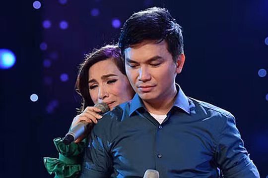 Mạnh Quỳnh bật khóc, tuyên bố không muốn nhắc đến Phi Nhung
