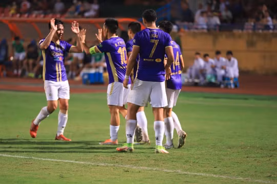 Thắng Đà Nẵng 3-0, Hà Nội FC đòi lại ngôi đầu bảng V.League từ tay Hải Phòng