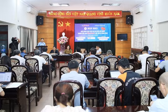 Hơn 300 tay vợt tham dự Giải bóng bàn các câu lạc bộ Hà Nội mở rộng Cúp Báo Hànộimới