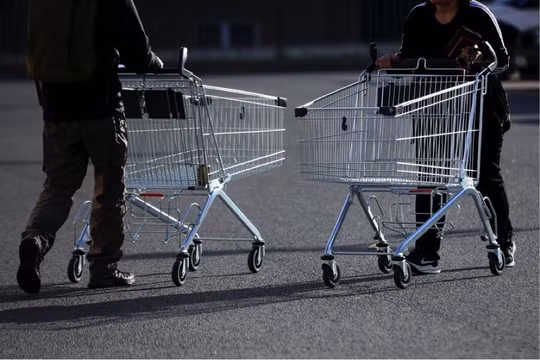 Lạm phát tại Châu Âu leo lên kỷ lục mới khi nền kinh tế ngày càng suy yếu