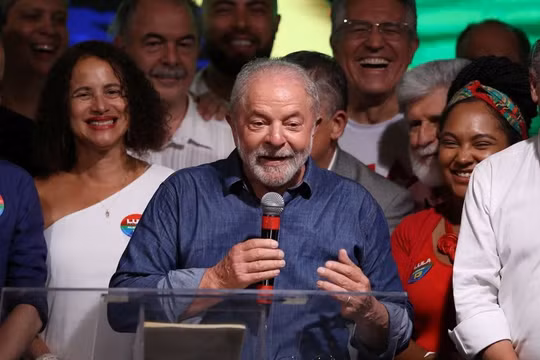 Tổng thống đắc cử Lula của Brazil cam kết bảo vệ khí hậu và muốn dự COP27