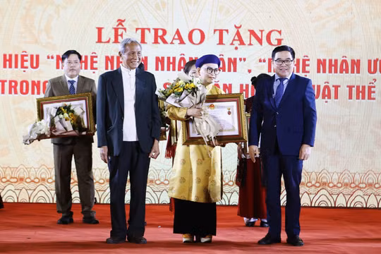 Trao danh hiệu “Nghệ nhân Nhân dân, Nghệ nhân Ưu tú” cho 66 nghệ nhân