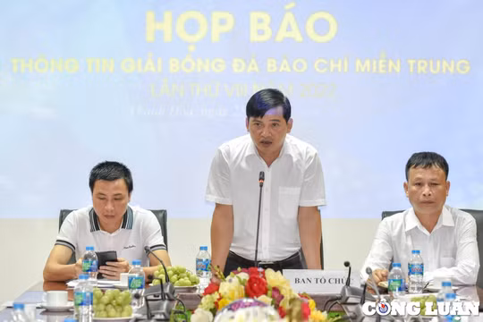 6 đội bóng tranh tài tại Giải bóng đá Báo chí miền Trung lần thứ VIII năm 2022