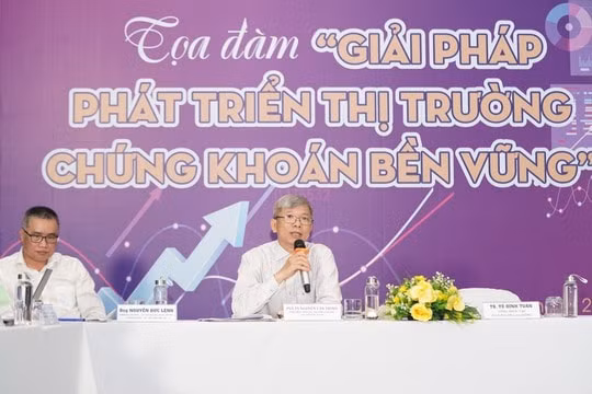 Cần hạn chế giao dịch nội gián, bơm thổi giá thị trường chứng khoán