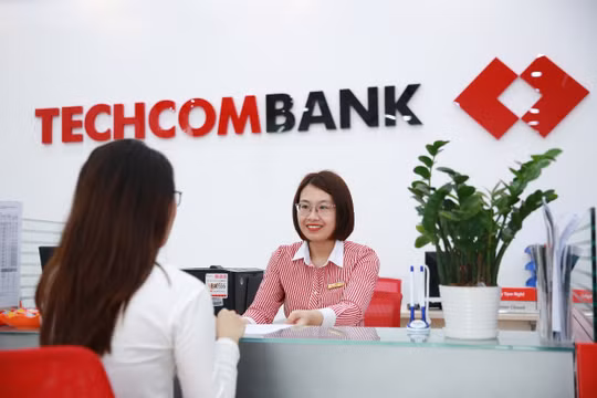 Gia tăng động lực mới, Techcombank “thách thức” nhóm bám đuổi CASA