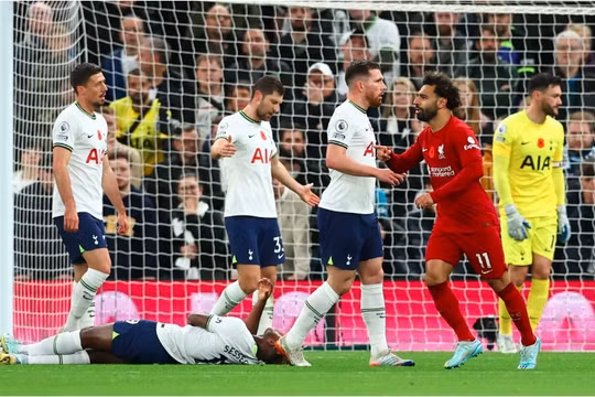 Salah khiến Tottenham 'ôm hận' trên sân nhà tại vòng 15 Ngoại hạng Anh