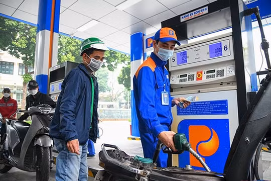 Giảm thuế nhập khẩu xăng dầu xuống 10%