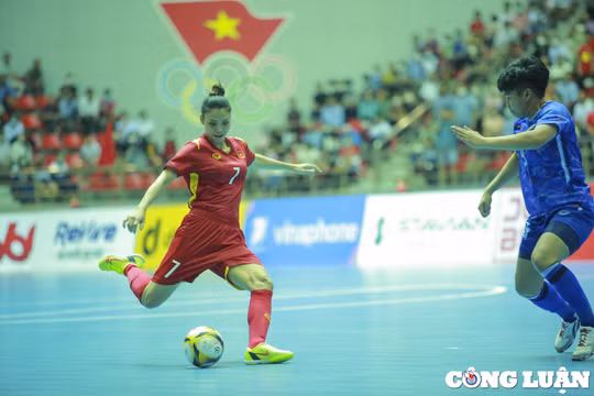 Futsal nữ giành HCB sau khi để thua sát nút Thái Lan 1-2