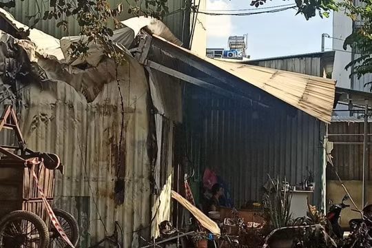 Vụ người đàn ông phóng hỏa căn nhà khiến 2 người chết: Do mẹ của nạn nhân đòi chia tay