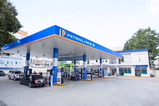 Giảm lần thứ 4 liên tiếp, giá xăng còn 25.600 đồng