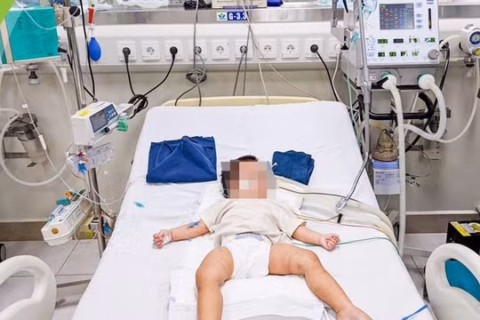 Sức khoẻ bé gái nghi bị 2 vợ chồng ở Hà Nội bạo hành giờ thế nào?
