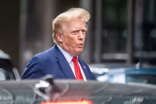 Hạ viện Mỹ công bố tờ khai thuế của ông Trump