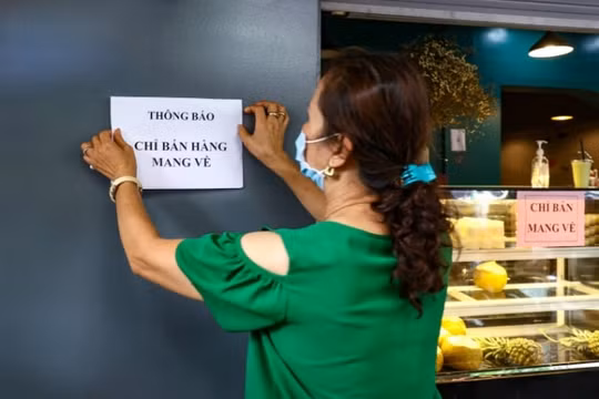 3 quận, huyện ở Hà Nội dừng bán hàng ăn uống tại chỗ