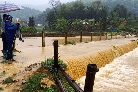 Lào Cai: Không khí lạnh tràn về xuất hiện mưa lũ lớn vùng cao gây nhiều thiệt hại