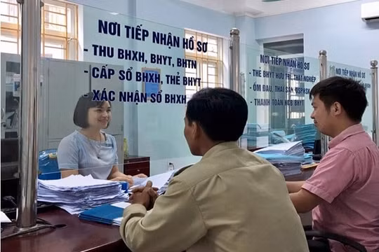 Dự toán chi khám chữa bệnh BHYT năm 2022 gần 110 nghìn tỷ đồng