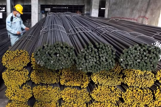 Nguyên liệu đầu vào giảm mạnh giúp hạ nhiệt giá thép