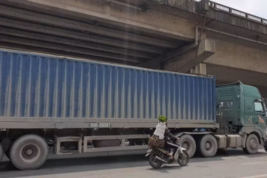 Tăng cường kiểm tra, xử lý container hoán cải chở hàng quá tải