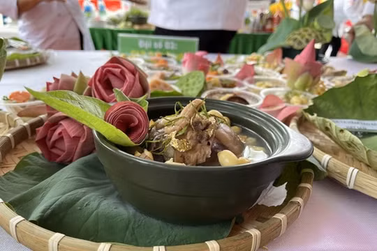 Các nhà hàng ở Đồng Tháp sẽ có thực đơn 200 món ăn chế biến từ sen