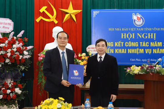 Ông Nguyễn Đình Bảng giữ chức Chủ tịch Hội Nhà báo tỉnh Vĩnh Phúc