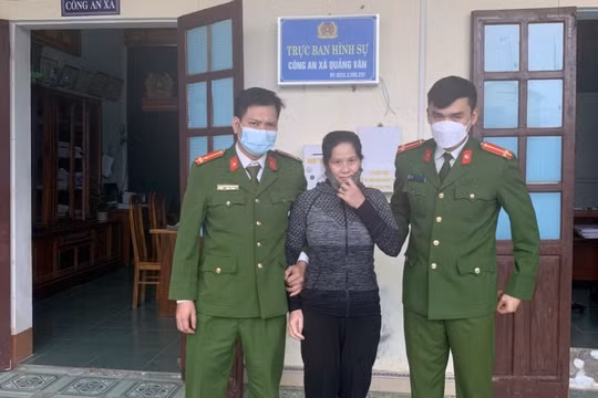 Bắt đối tượng dùng sổ đỏ giả để lừa đảo, chiếm đoạt hơn 800 triệu đồng