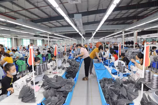 Bài 3:Tiếp tục đẩy mạnh thu hút đầu tư, tạo bước phát triển đột phá trong lĩnh vực công nghiệp chế biến, chế tạo