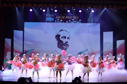 Chương trình "Bác Hồ một tình yêu bao la" sẽ mang đến nhiều cảm xúc cho khán giả