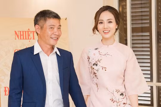 NSND Công Lý đi diễn trở lại