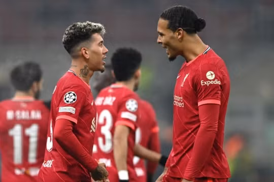 Đánh bại Inter 2-0, Liverpool đặt một chân vào tứ kết Champions League