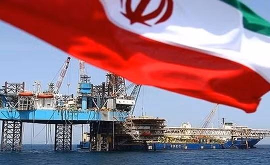 Iran mở rộng mỏ dầu “siêu khủng” trong bối cảnh khủng hoảng dầu thô toàn cầu