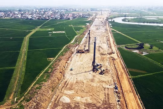Kiên quyết chống thông thầu, chuyển nhượng thầu không đúng quy định trong dự án cao tốc Bắc - Nam