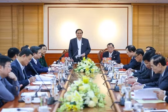 Thủ tướng làm việc với Trung ương Hội Cựu chiến binh Việt Nam