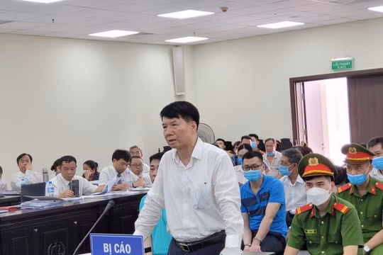 Bị tuyên 4 năm tù, cựu Thứ trưởng Bộ Y tế kháng cáo xin giảm nhẹ hình phạt