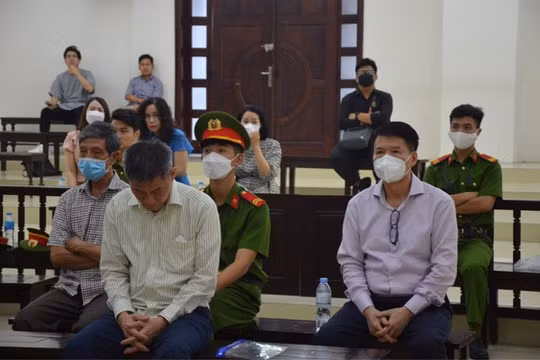 Cựu Thứ trưởng Bộ Y tế Trương Quốc Cường hầu toà phúc thẩm vụ buôn bán thuốc chữa bệnh giả