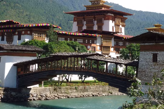 Bhutan: Nơi du lịch đắt đỏ nhất thế giới