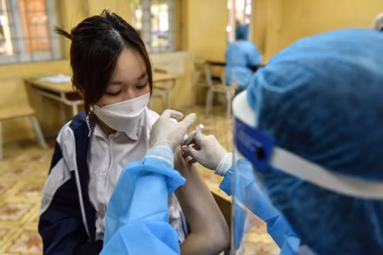 Tập trung triển khai việc mua, tiêm vaccine cho trẻ em từ 5 đến dưới 12 tuổi