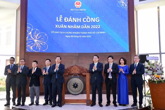 HoSE tập trung giám sát giao dịch bất thường trên sàn chứng khoán