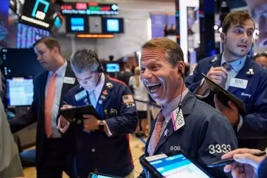 Dow Jones tiếp tục ghi nhận tăng 1.600 điểm chỉ trong 2 phiên, chứng khoán Mỹ đang thực sự hồi phục?