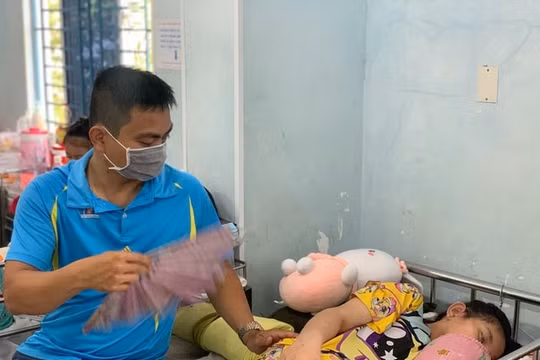 Trẻ bị bệnh viêm màng não gia tăng!