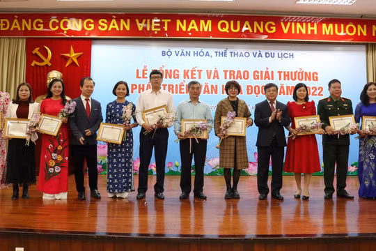 Giải thưởng tôn vinh tập thể, cá nhân phát triển văn hóa đọc 2022