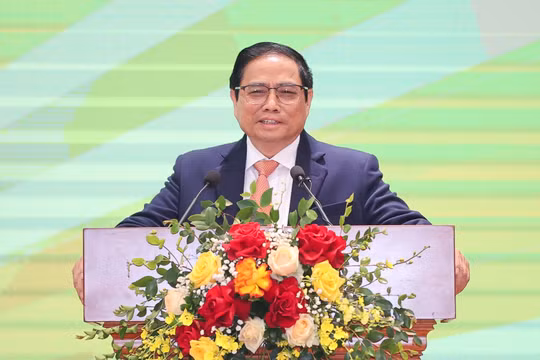 Thủ tướng Phạm Minh Chính: Cố gắng mỗi người dân có 1 tài khoản ngân hàng