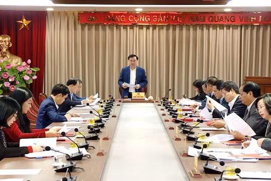 Ban Thường vụ Thành ủy Hà Nội kiểm điểm tự phê bình và phê bình năm 2022