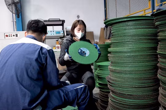 Đảm bảo chăm lo đời sống cho người lao động dịp cuối năm