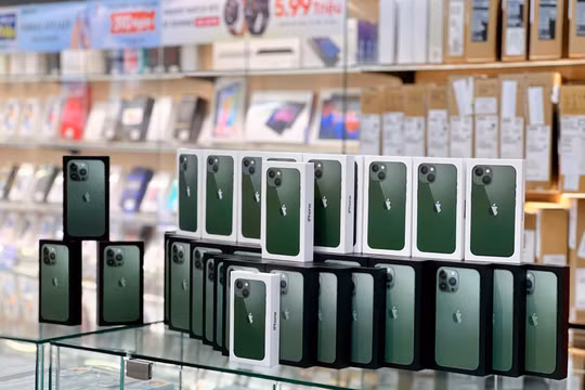 iPhone ồ ạt giảm giá, "dọn đường" cho sự ra mắt của iPhone 14?