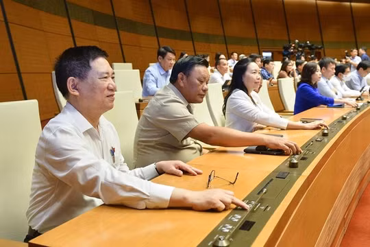 Quốc hội thông qua Nghị quyết về phê chuẩn quyết toán ngân sách nhà nước năm 2020