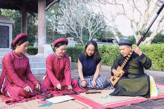 Ngày xuân về Cổ Đạm – Lắng nghe thanh âm mê hoặc của ca trù